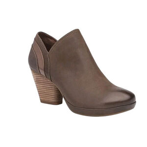 Womens 6.5-7 (EU 37) Dansko Marcia Brown Leather Ankle Booties Block Heels